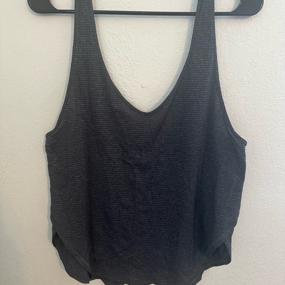 Women's Gray Sleeveless Top